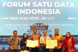 The strengthening Sectoral Statistic Data Governance in the Implementation of One Data West Java